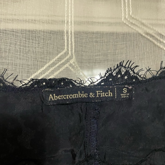 A&F Tank - Picture 2 of 3